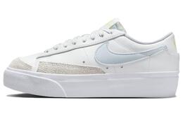 Nike: Белые кроссовки  Blazer Low