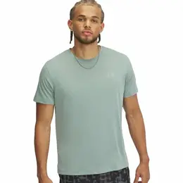 Under Armour: Спортивная футболка 