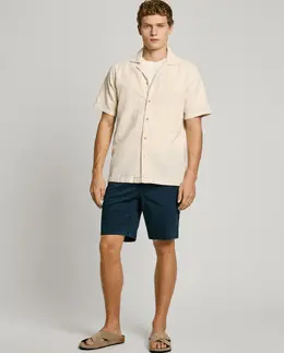 Pepe Jeans: Чиносы 